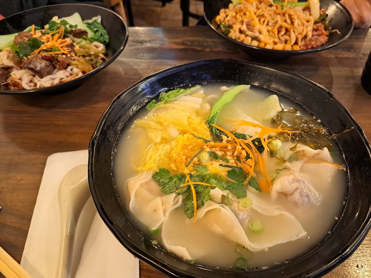 wonton noodle soup 抄手面, Chuan Chili House